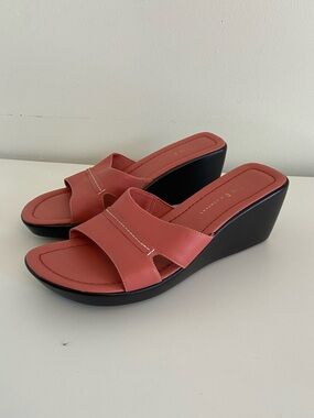 Vintage Y2K Leather Wedge Mule Sandals